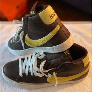 Nike Hi Supreme Varsity Blazer Sz 13 Brown/Wht/Yellow